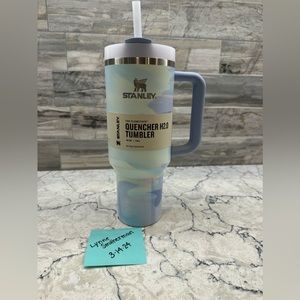 Stanley SERENE BRUSHSTROKES, 40oz, NWT